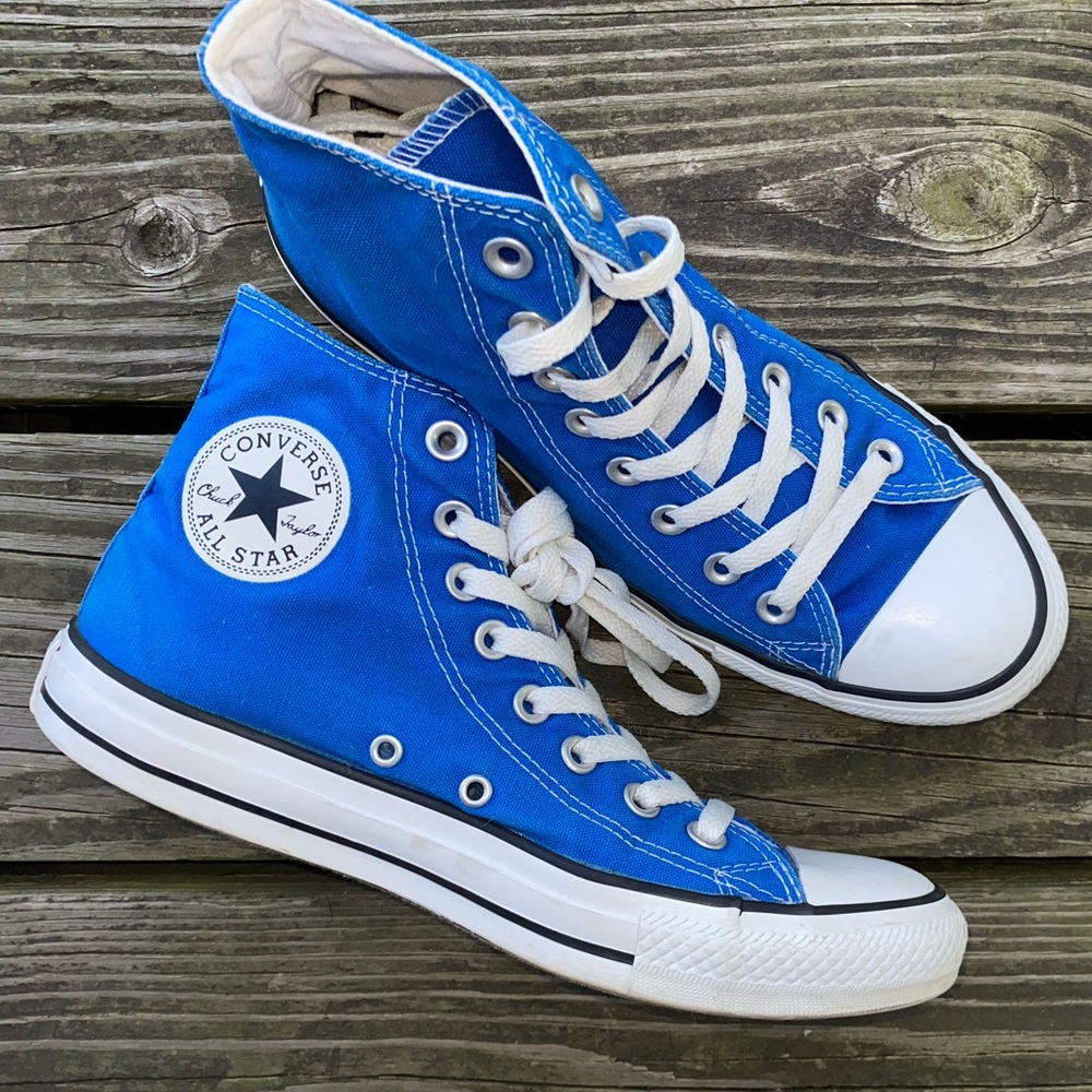 Royal blue converse / women’s 9 mens 7